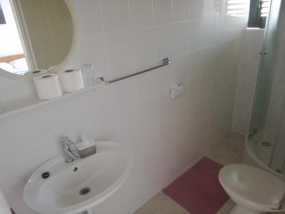 Apartments And Rooms With Parking Space Zavala, Hvar - 128 Йелса Екстериор снимка