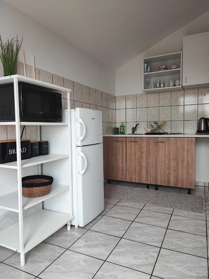 Apartments And Rooms With Parking Space Zavala, Hvar - 128 Йелса Екстериор снимка