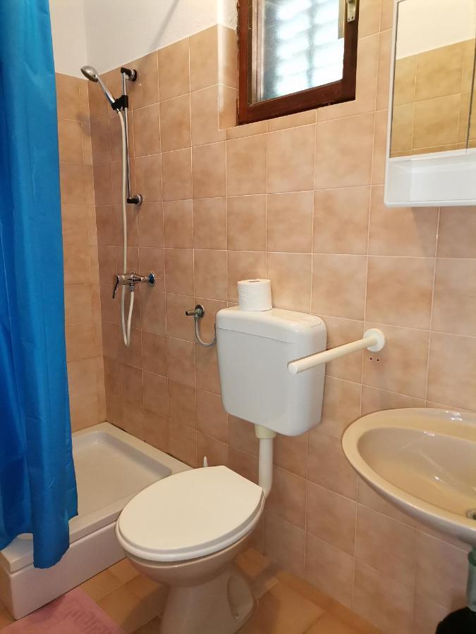 Apartments And Rooms With Parking Space Zavala, Hvar - 128 Йелса Екстериор снимка