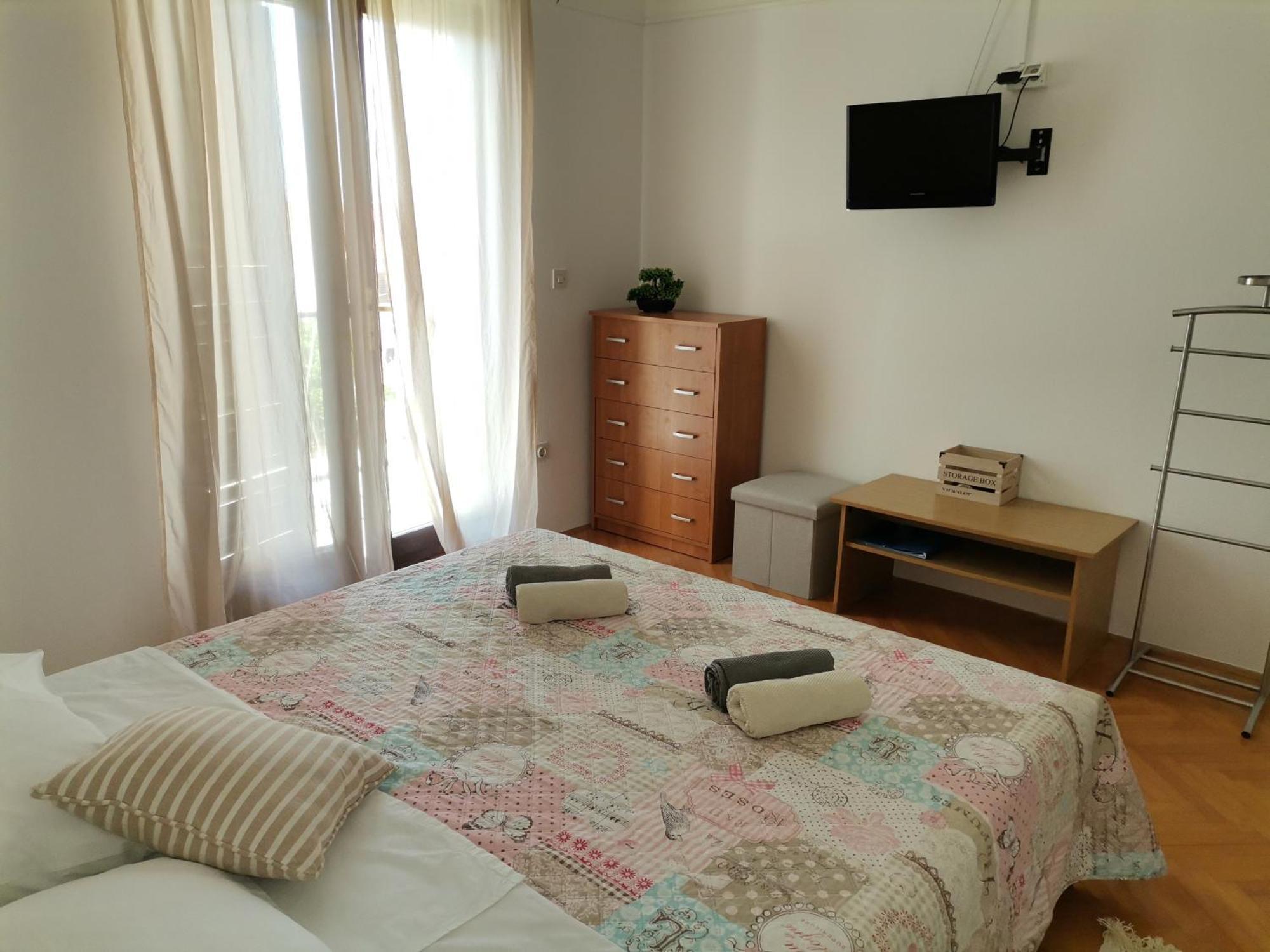 Apartments And Rooms With Parking Space Zavala, Hvar - 128 Йелса Стая снимка